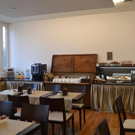 Anelli Otel Lodi