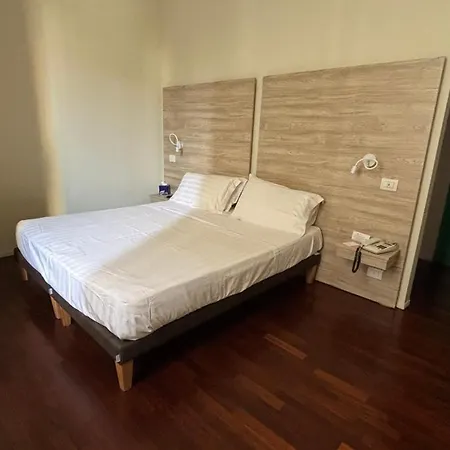 Anelli 3* Lodi