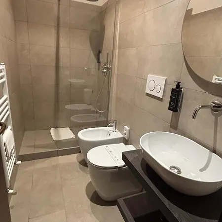 艾尔布格艾娜丽酒店 酒店 洛迪