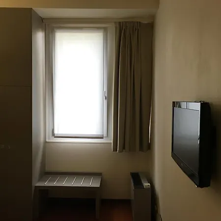 Anelli 3* ロディ